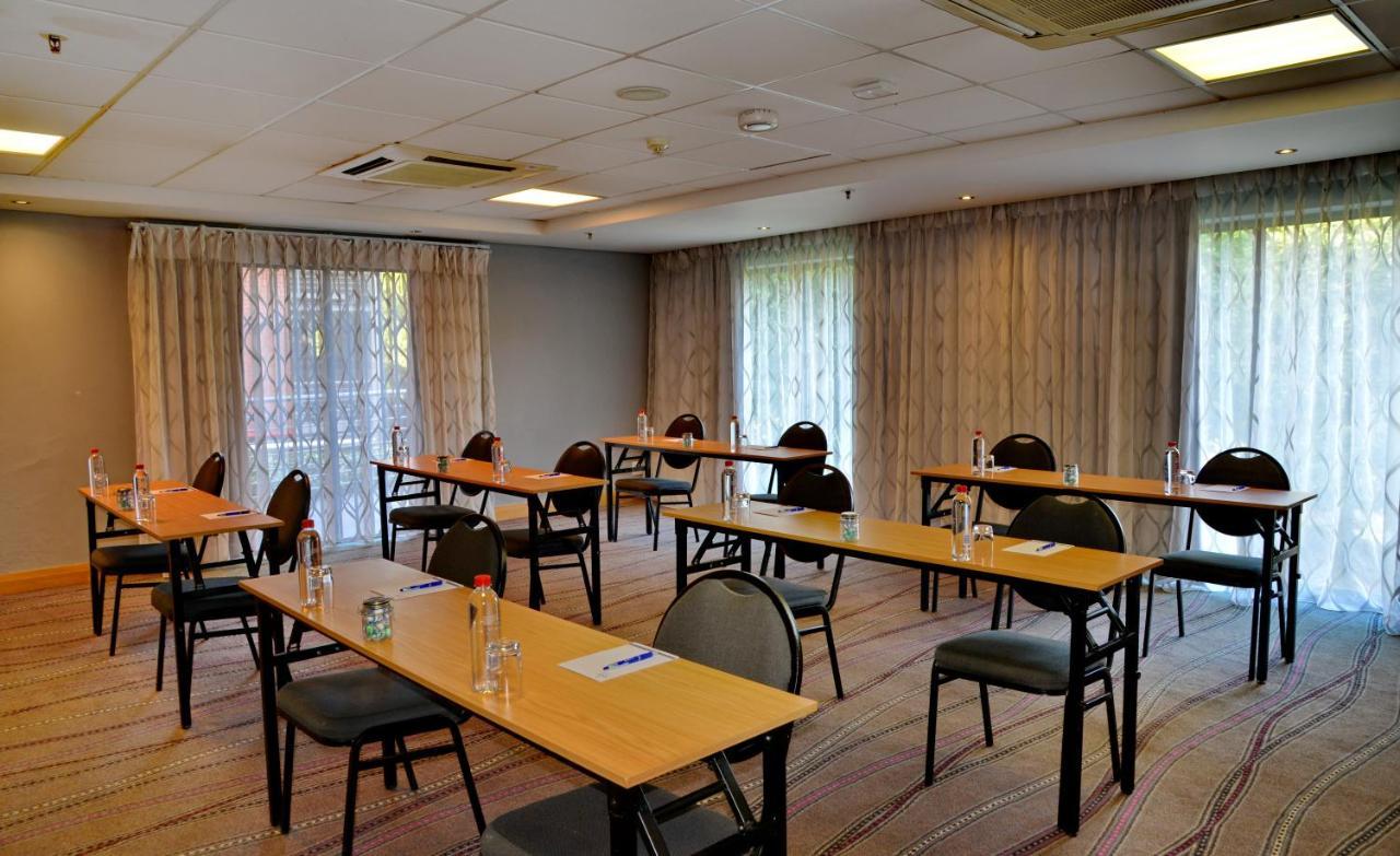 Anew Hotel Roodepoort Johannesburg Екстериор снимка